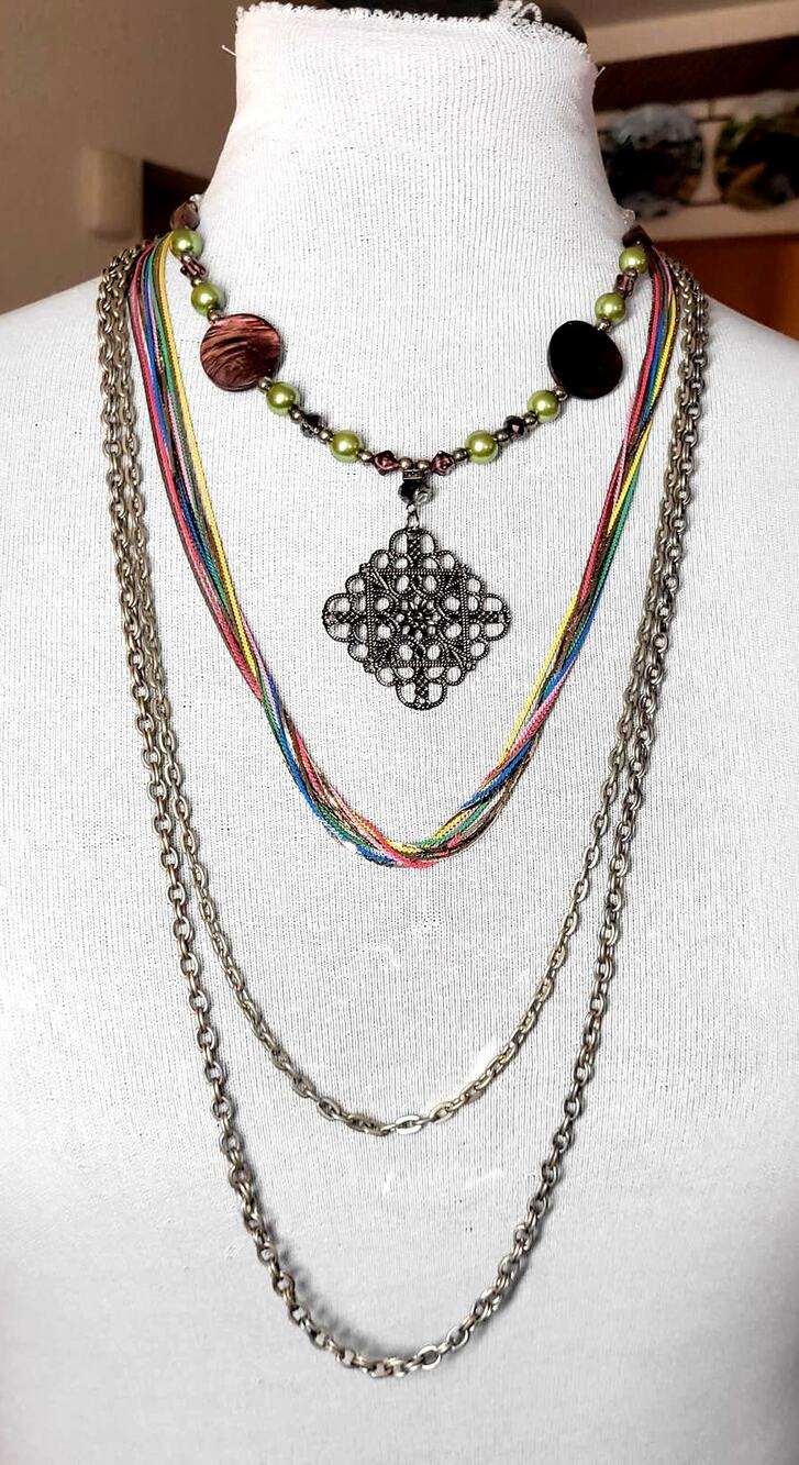4 Pc Necklace Lot Multicolor Multistrand Chains Retro Y2K Minimalist Normcore